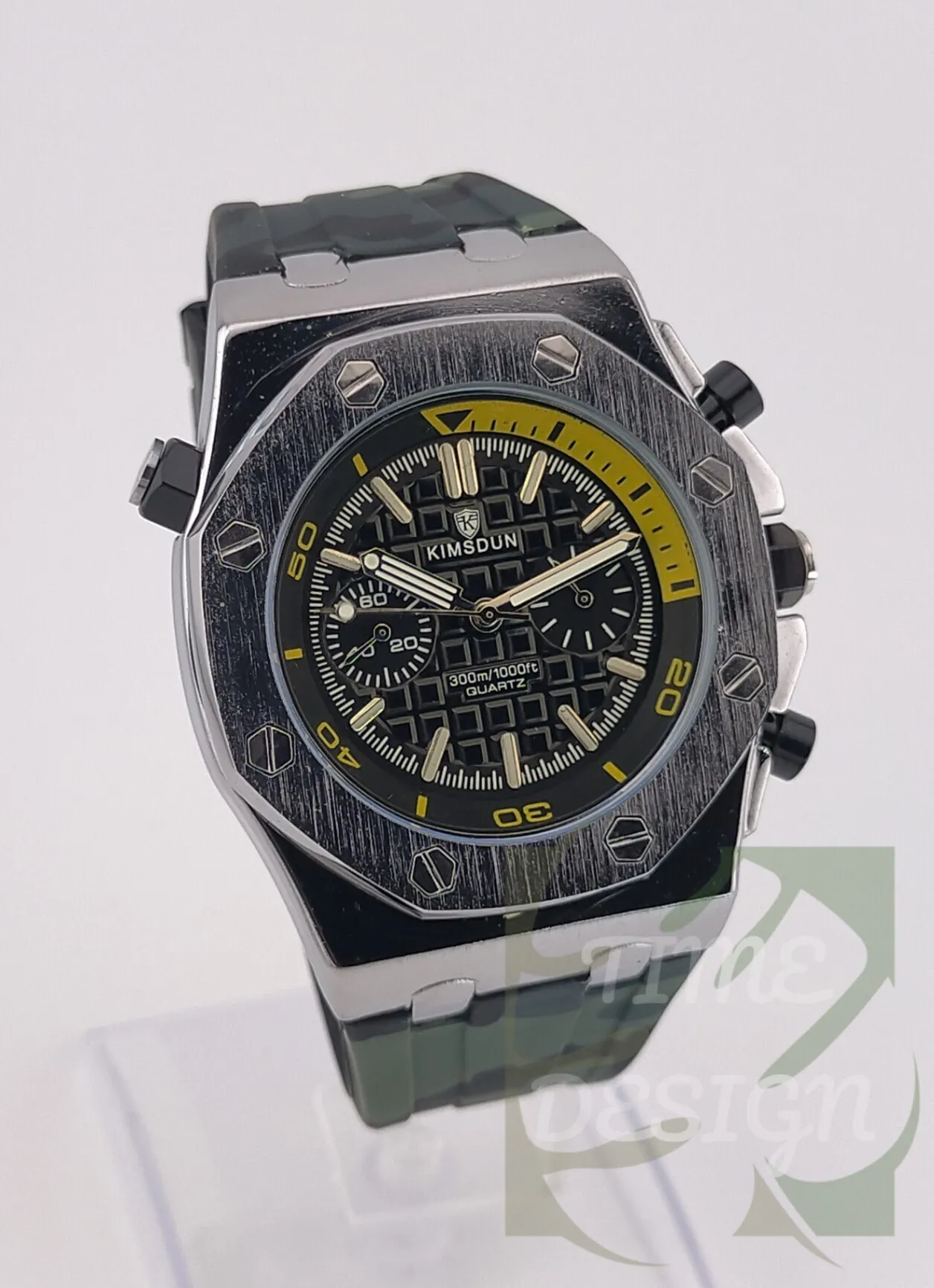 【伝統的八角モデルを現代にモデファイ/新品】デザインウォッチ 迷彩②