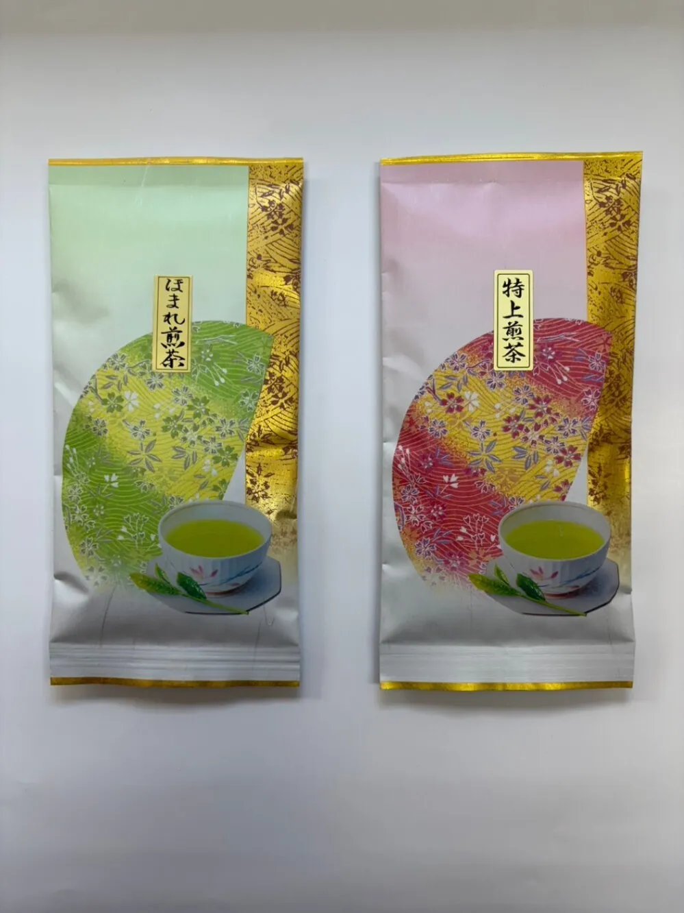 【飲み比べセット】特上煎茶・ほまれ煎茶
おすすめの煎茶2種類を飲み比べできるセットです