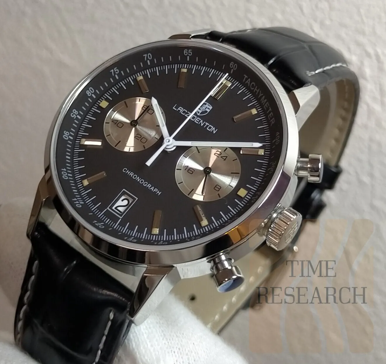 【洗練のアメリカンスタイルクロノグラフを国産VKムーブで安心して楽しむ/新品】①
