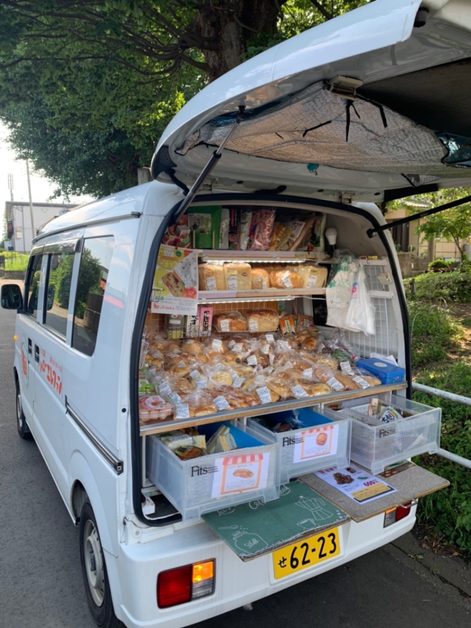 オレンジ＠湘南にて移動のパン屋巡回中