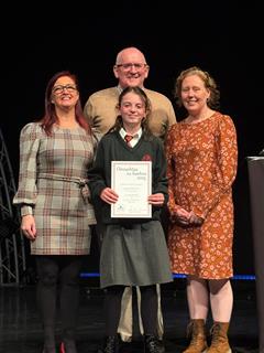 Cór na Scoile ar an Ardán