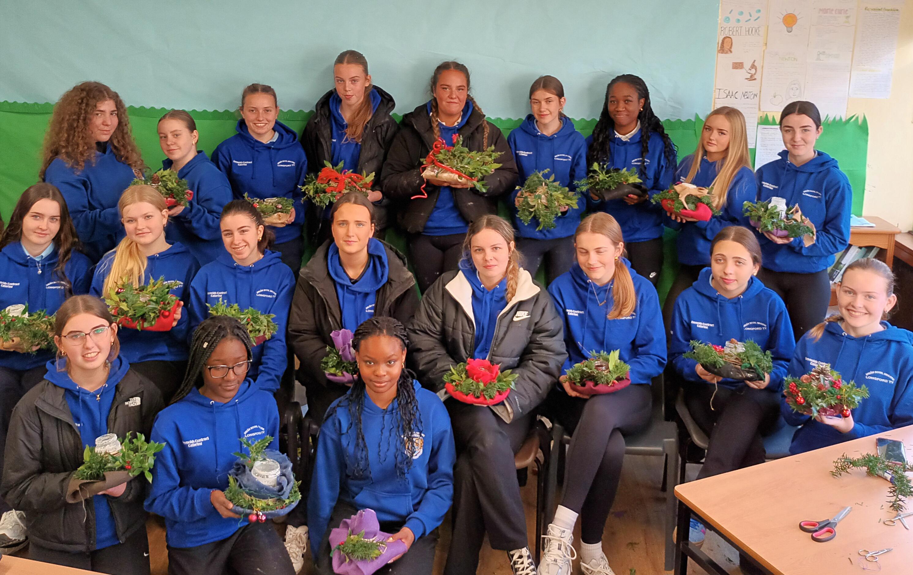 Xmas wreatyh group.jpg