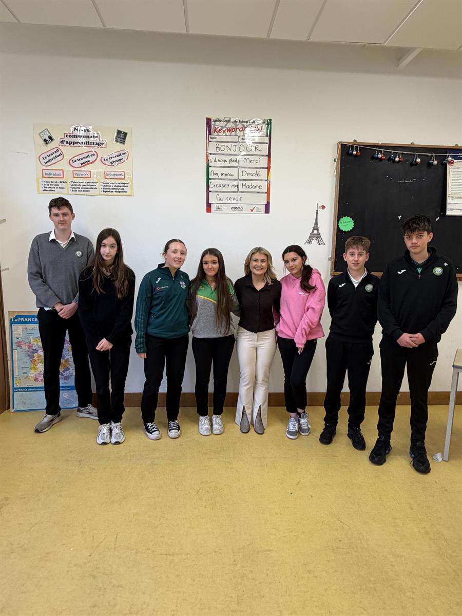 Scoláireachtaí Gaeltachta do Choláiste Lurgan