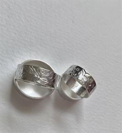Jewellery Making Intermediate Mondays (19.00-21.30)