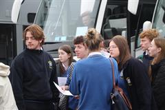 Roghanna Airde agus Scileanna Domhanda