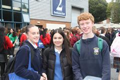 Roghanna Airde agus Scileanna Domhanda