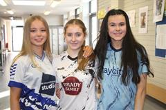 Lá na geansaithe spóirt ar son Stand4Féile