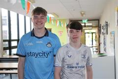 Lá na geansaithe spóirt ar son Stand4Féile