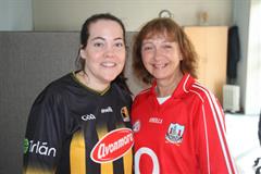Lá na geansaithe spóirt ar son Stand4Féile