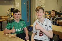 Lá na geansaithe spóirt ar son Stand4Féile