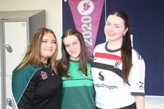 Lá na geansaithe spóirt ar son Stand4Féile