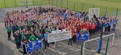 Lá na geansaithe spóirt ar son Stand4Féile