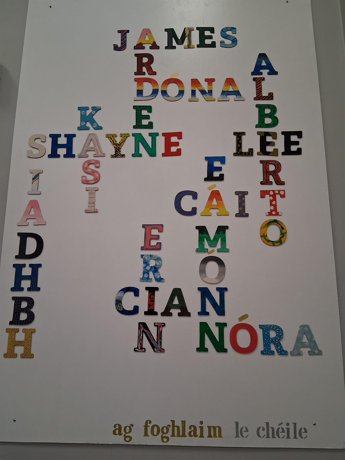 Ealaín Scrabble/Scrabble Art