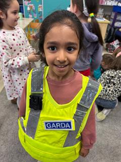 Visit from Garda Maria to Junior Infants!
