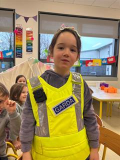 Visit from Garda Maria to Junior Infants!