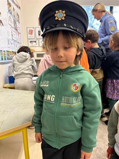 Visit from Garda Maria to Junior Infants!