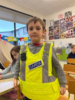 Visit from Garda Maria to Junior Infants!