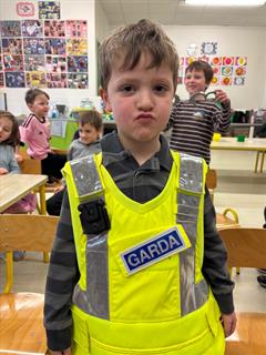 Visit from Garda Maria to Junior Infants!