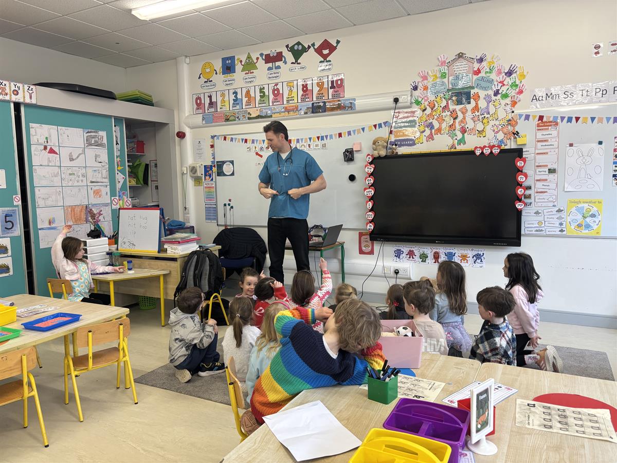 Visiting Doctor to Kate's Class