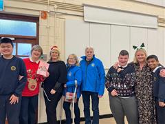 Sugarloaf Lions Club and Bank of Ireland donations