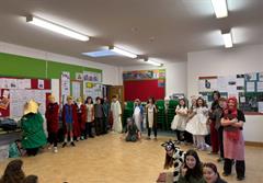 Beannachtaí na Nollag oraibh go léir