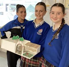 Gairdín Folláine- Obair dhíograiseach ar bun!