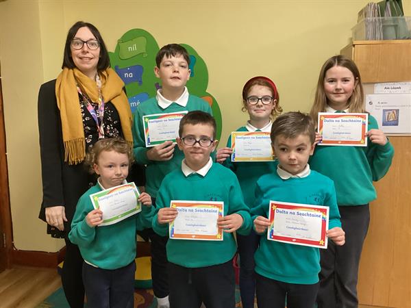 Daltaí & GaeilgeoirÍ na Seachtaine / Student and Gaeilgeoir of the Week
