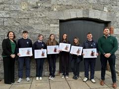 Comhghairdeas a scoláirí!