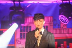 Deco's D Musical Gallery