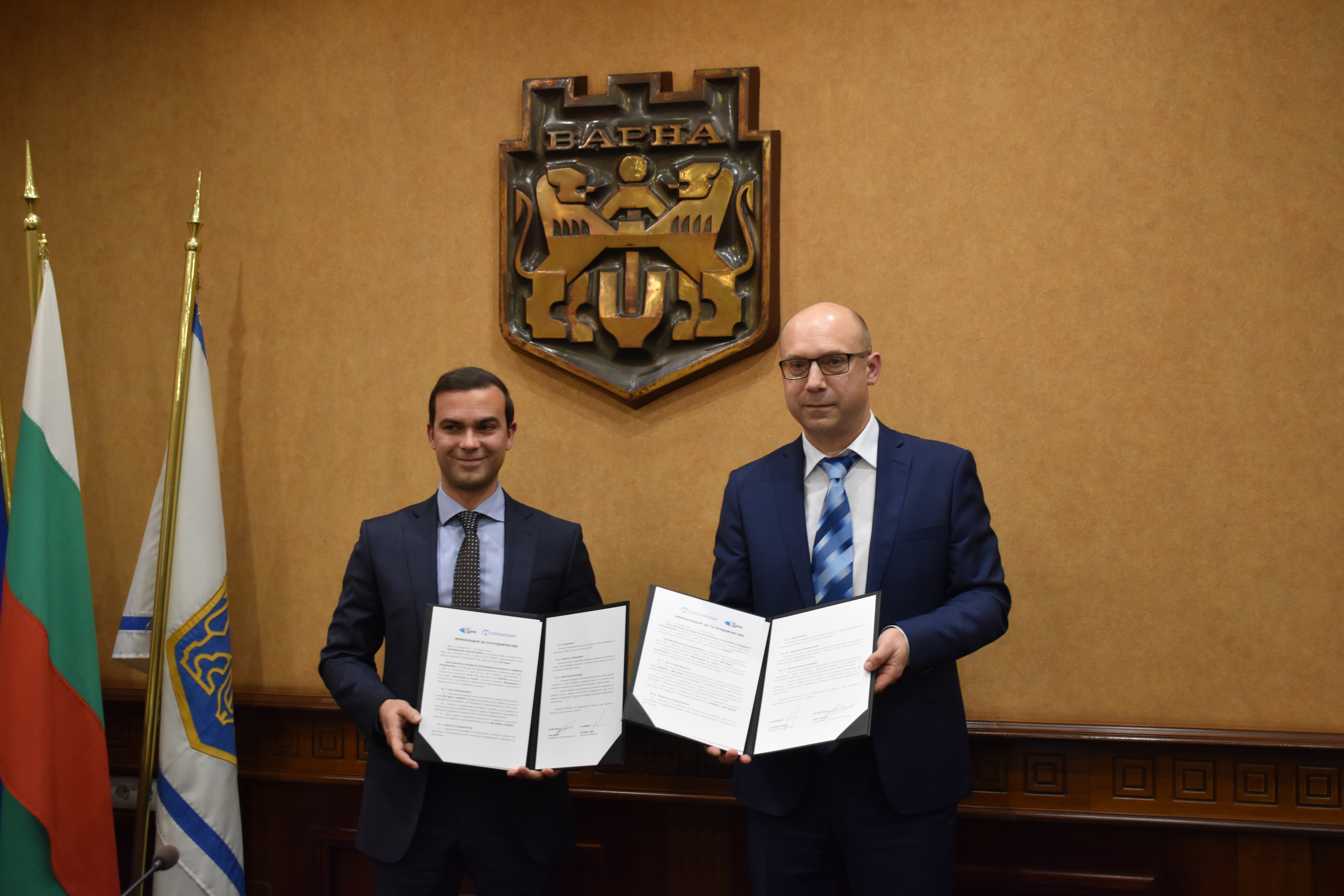 ИКТ Клъстер - Варна и ИАНМСП подписаха меморандум за стратегическо партньорство