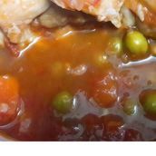 بسلة سادة مع جزر و طبق بطاطس 