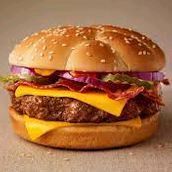 ساندوتش برجر لحمة مع جبنة