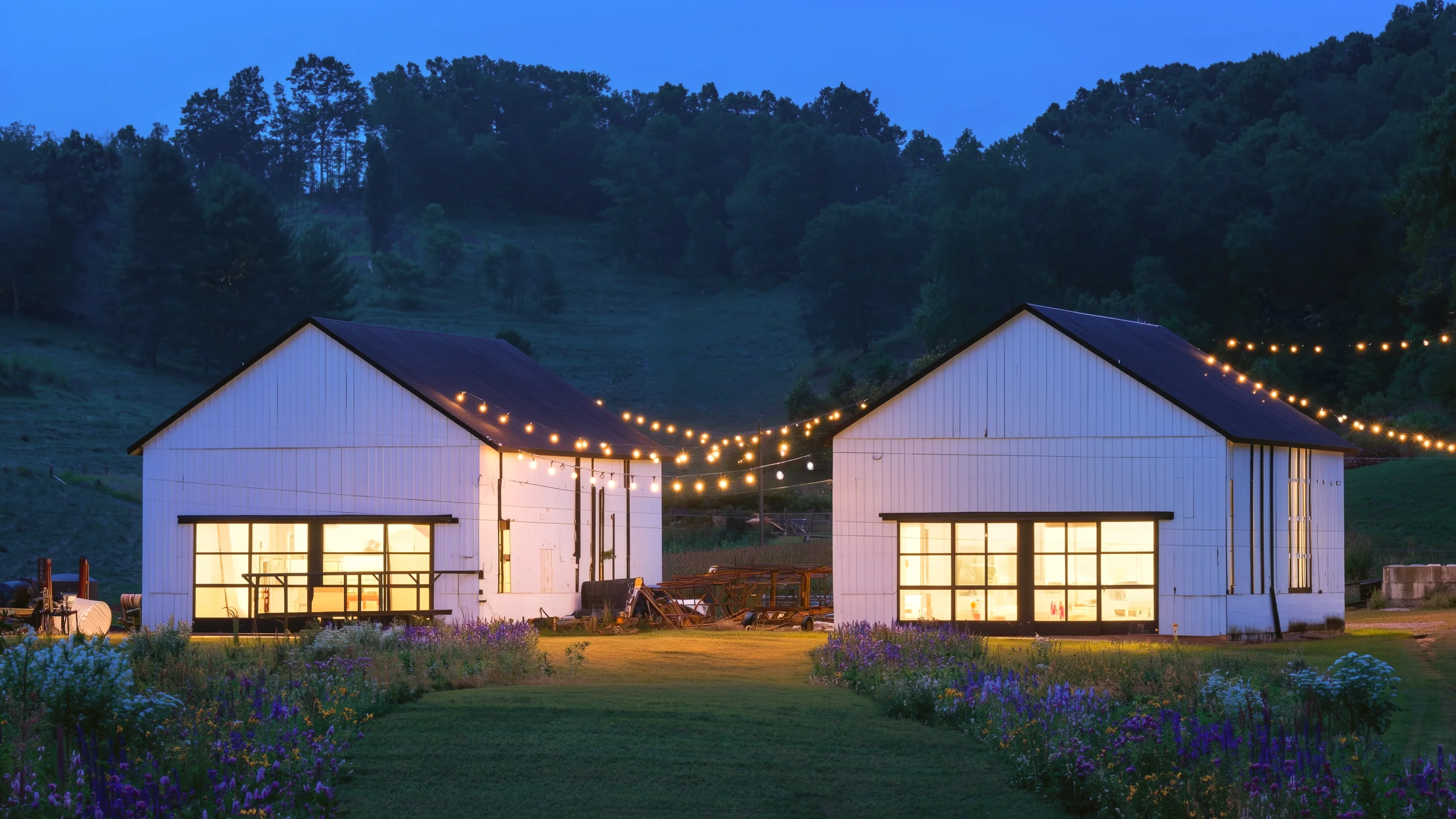 Red barns to a wedding venue