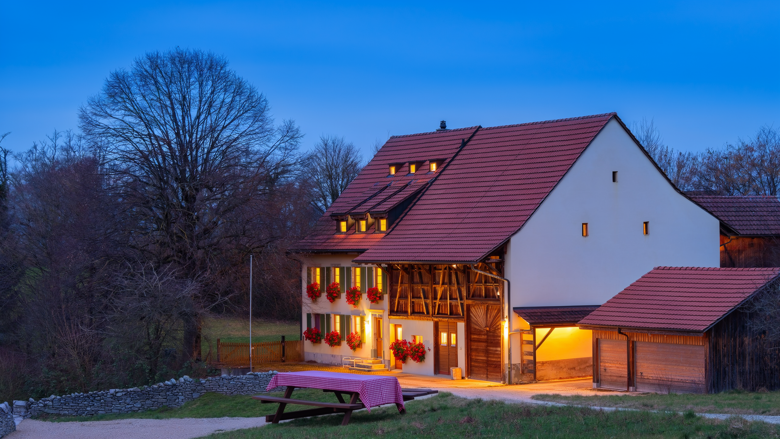 Swiss farmhouse to a mountain guesthouse