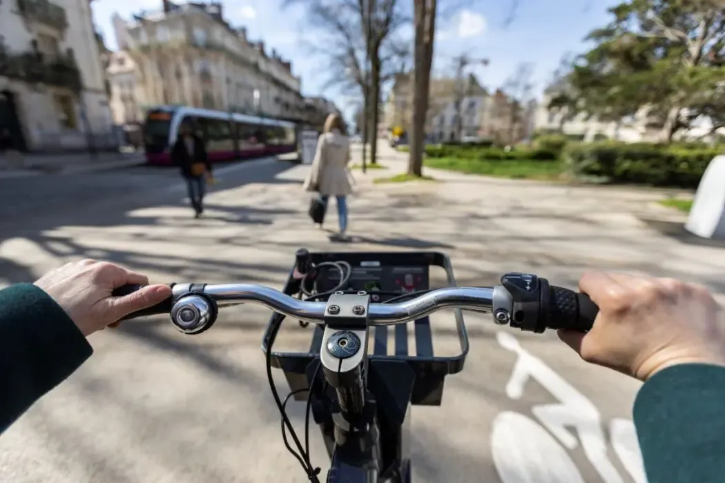 Piste cyclable quartier Montchapet dijon 