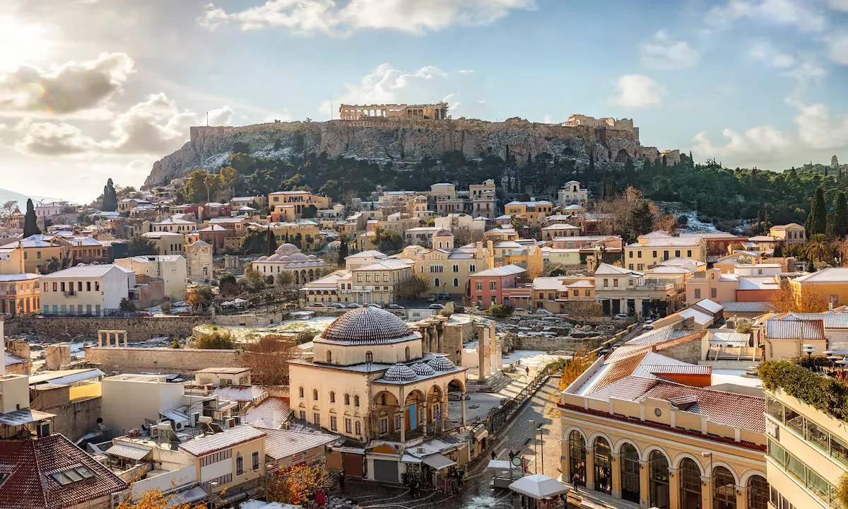 Investir à Athènes en 2026 : pourquoi la capitale grecque attire les investisseurs immobiliers ? Vue aérienne Koukaki à Athènes