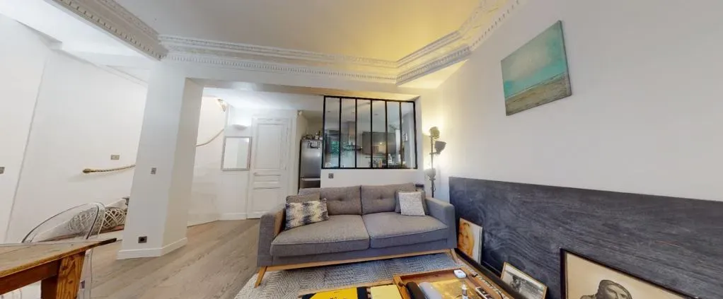 Une image contenant mur, intérieur, décoration d’intérieur, sol

Description générée automatiquement