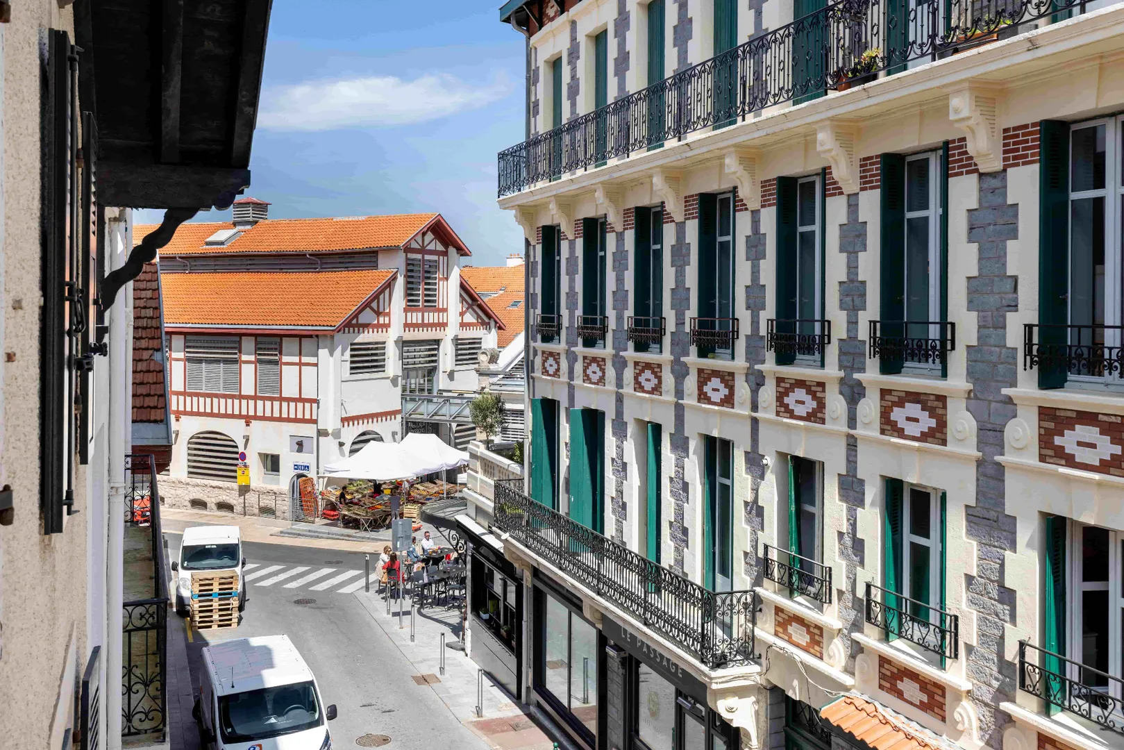 Investir dans le quartier Les Halles à Biarritz Bâtiment quartier les Halles Biarritz