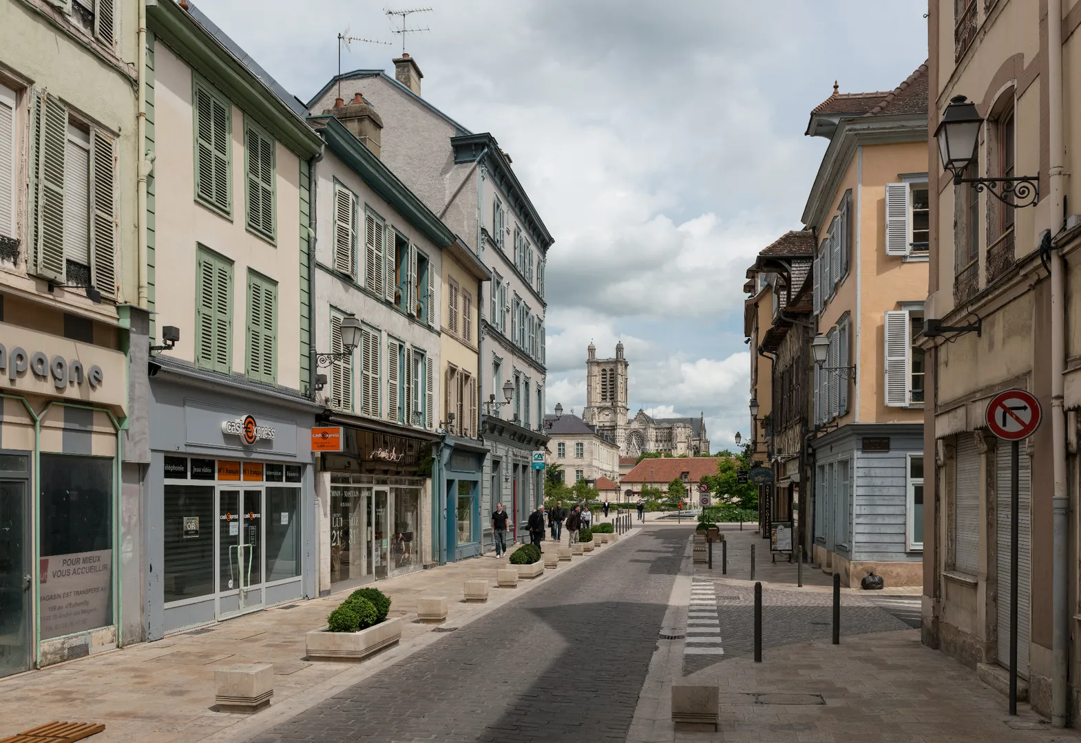 Rue Emile Zola Troyes