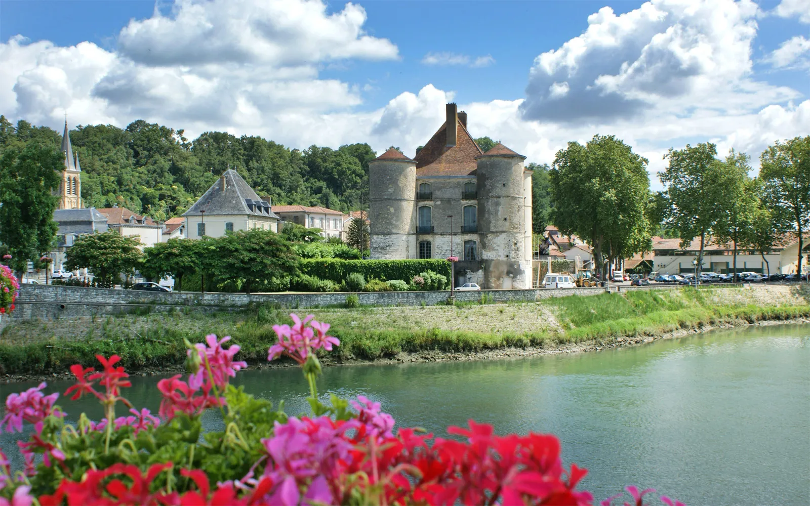 Investir dans le quartier Saint-Peyre à Dax Eglise quartier de Saint-Peyre Dax