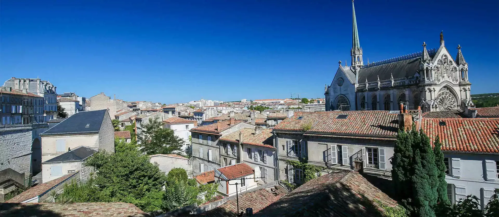 Vue d'ensemble d'Angoulême