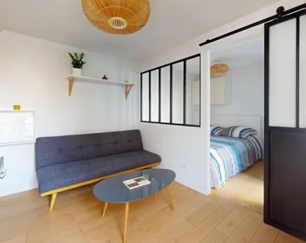 salon et chambre d'appartement au 10e arrondissement