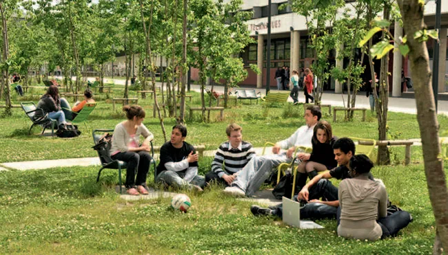 Etudiant Clermont Ferrand 