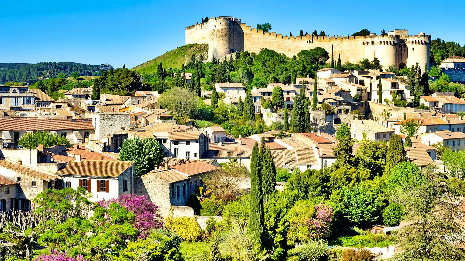 Investir dans le quartier Villeneuve-lès-Avignon Vue aérienne Villeneuve les avignon