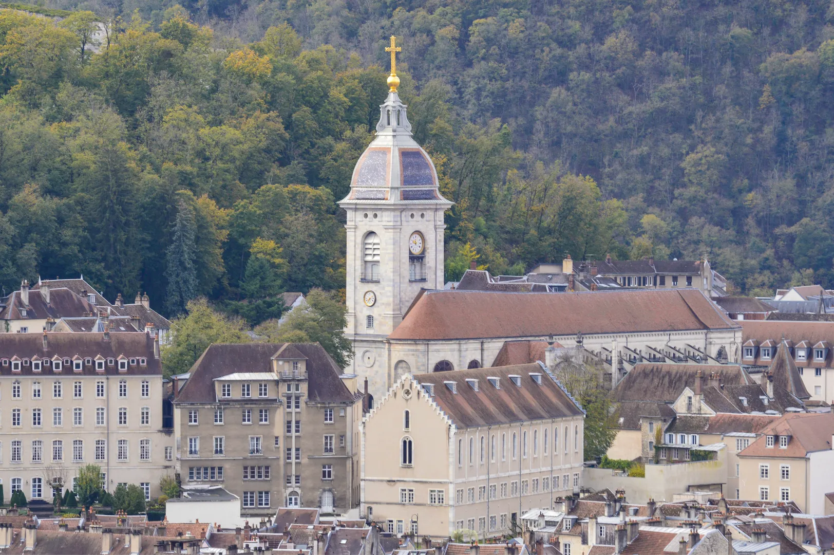 Investir dans le quartier de La Boucle à Besançon Eglise Besançon
