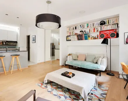 Une image contenant intérieur, mur, décoration d’intérieur, sol

Description générée automatiquement