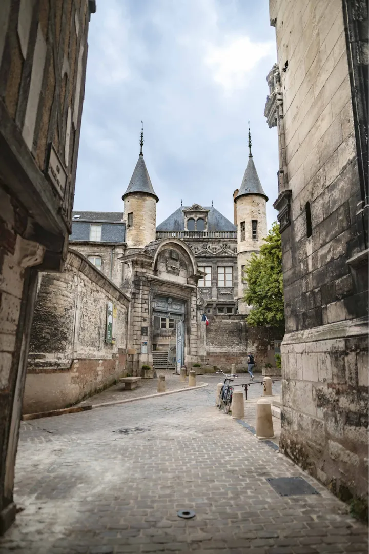 Rue du Château Troyes 