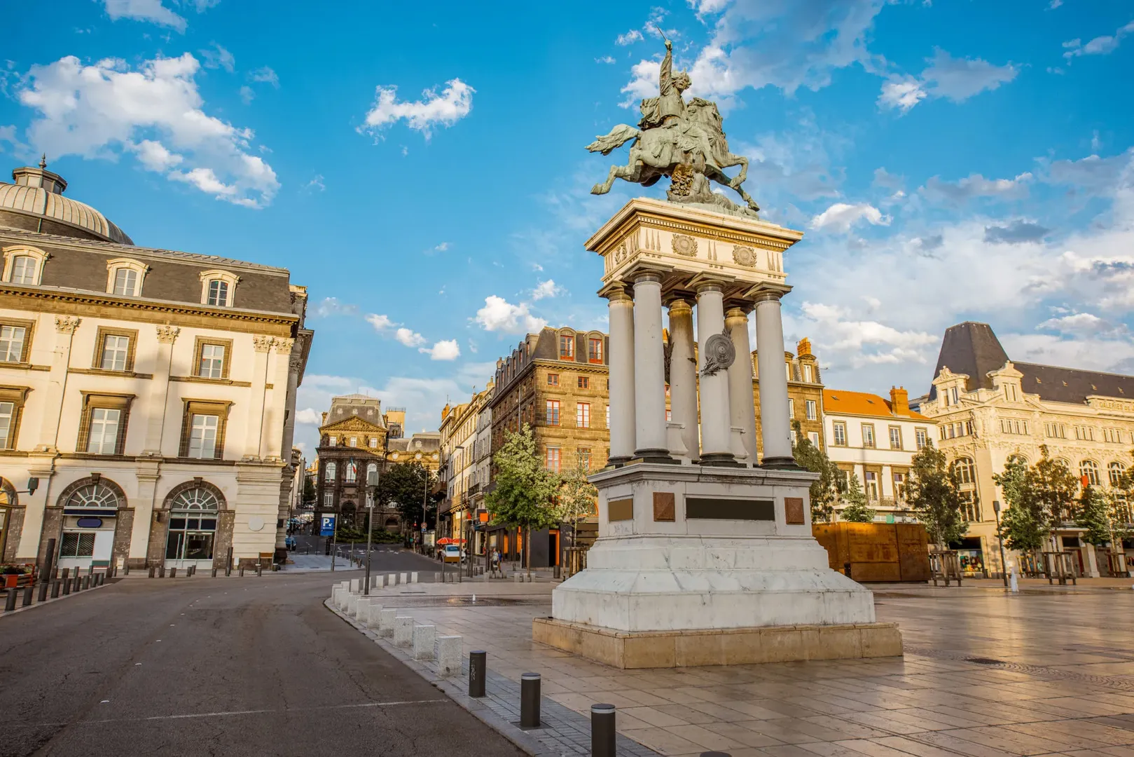 Satut Clermont Ferrand