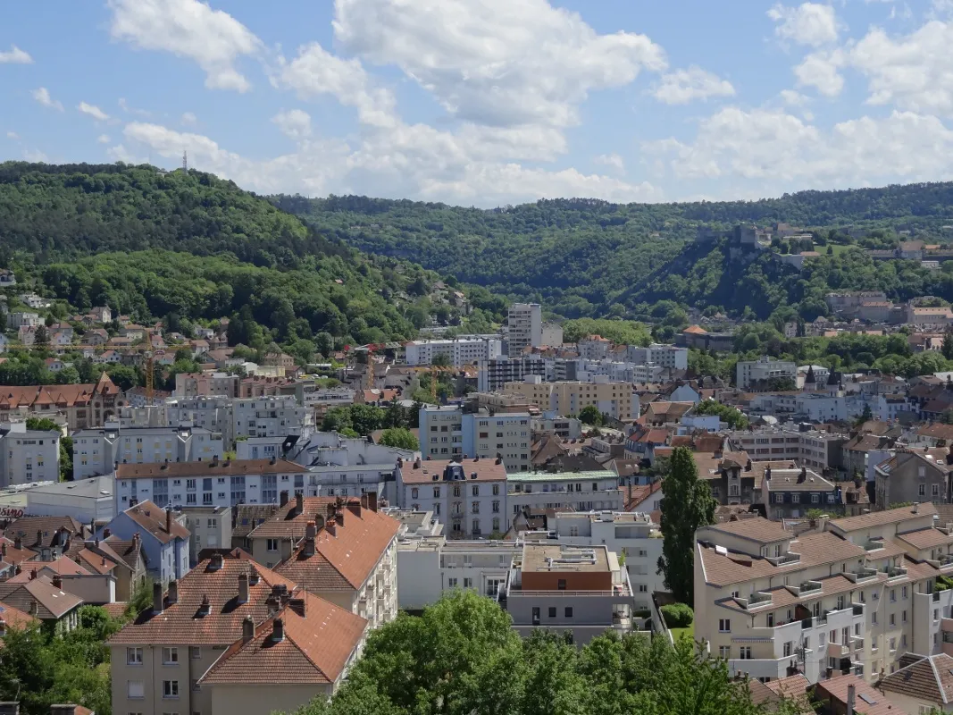 Investir dans le quartier des Chaprais à Besançon Vue aérienne quartier Chaprais Besançon