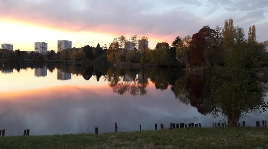 Investir dans le quartier des Deux-Lions à Tours Lac de Bergeonnerie Tours